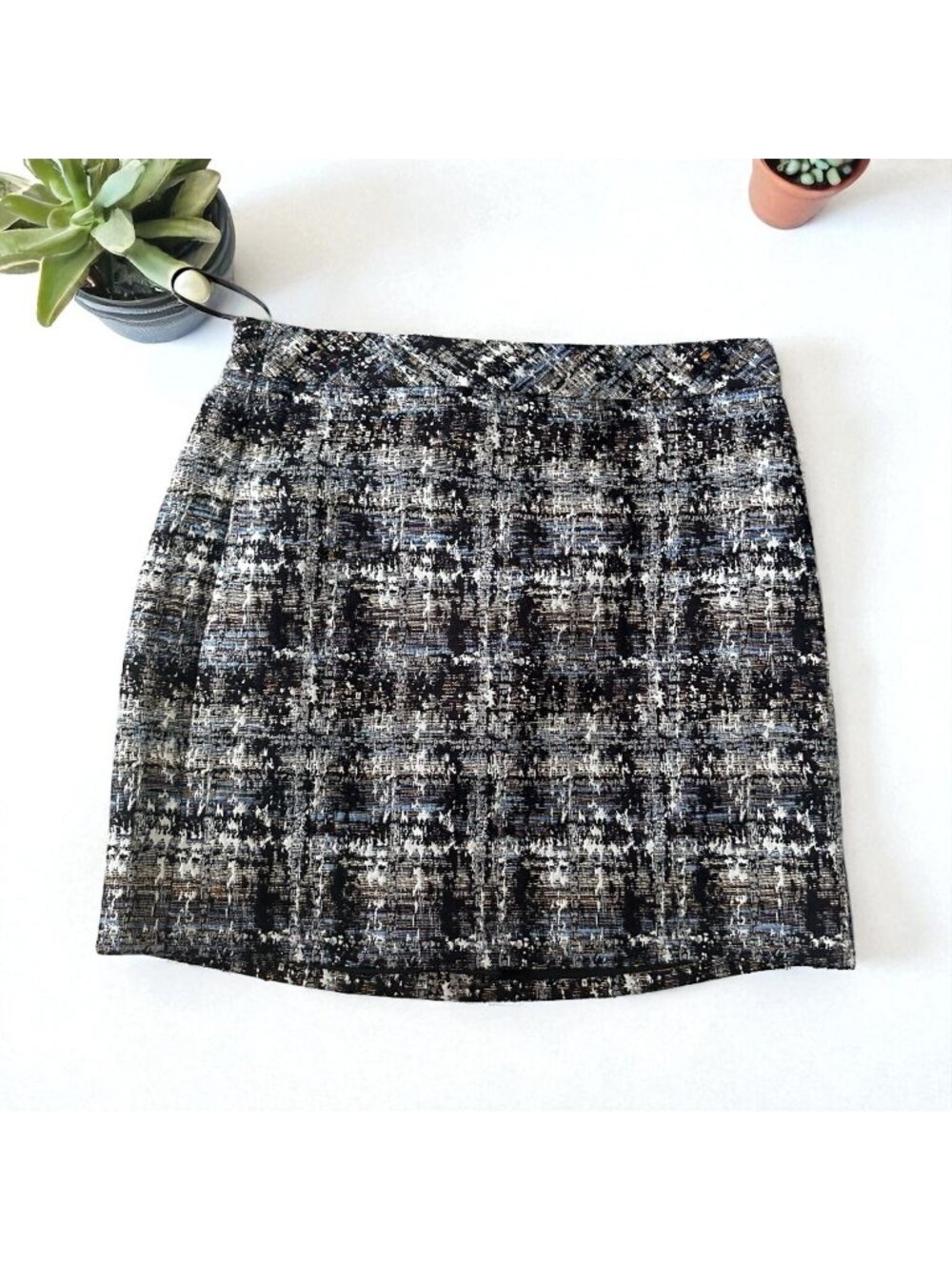 J CREW Black Boucle Silk Cotton Blend Skirt Size 00
